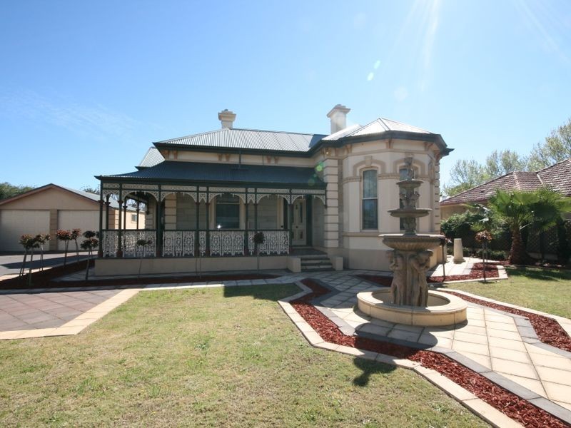 272 Sir Donald Bradman Drive, Cowandilla SA 5033