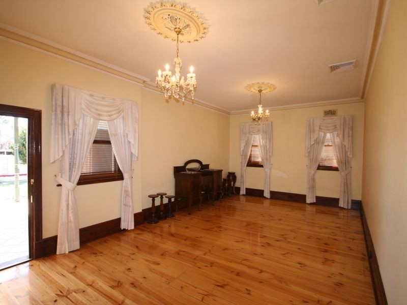 272 Sir Donald Bradman Drive, Cowandilla SA 5033