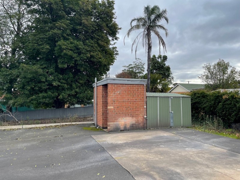 779-781 North East Road, Valley View SA 5093