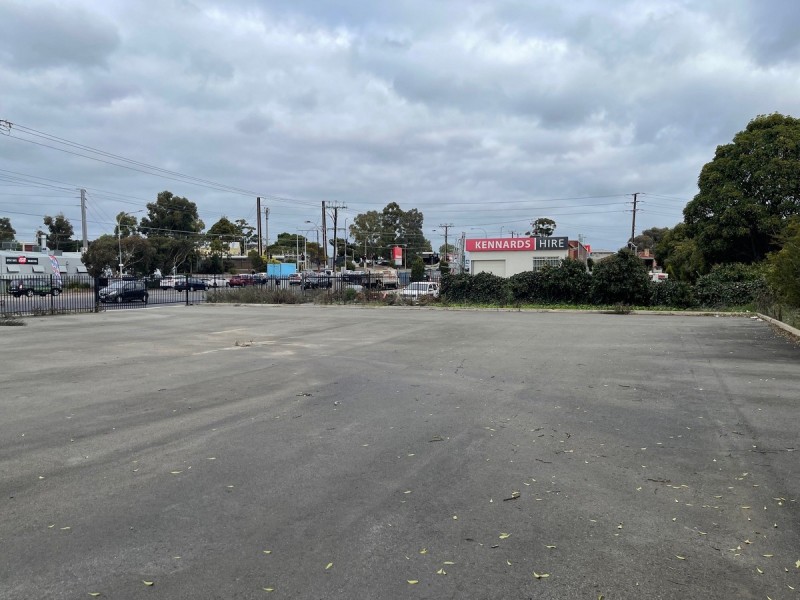 779-781 North East Road, Valley View SA 5093