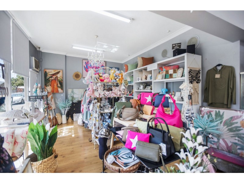 90C & 90D Winston Avenue, Melrose Park SA 5039