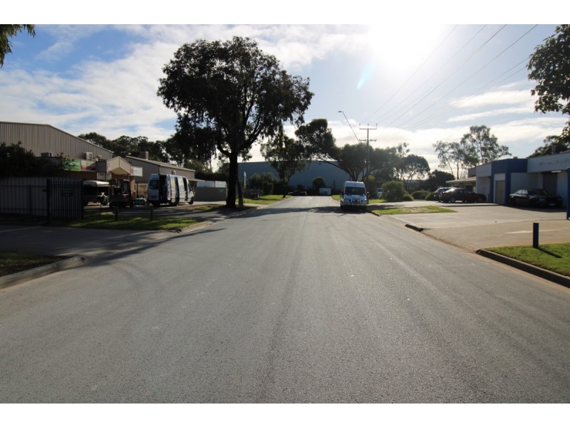 6 Petland Road, Salisbury South SA 5106