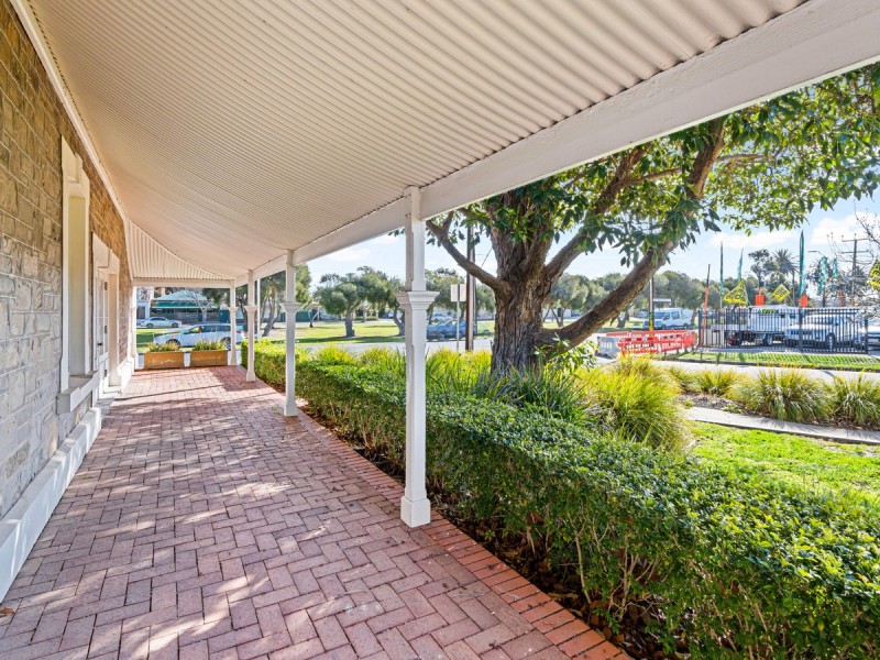 164 Port Road, Alberton SA 5014