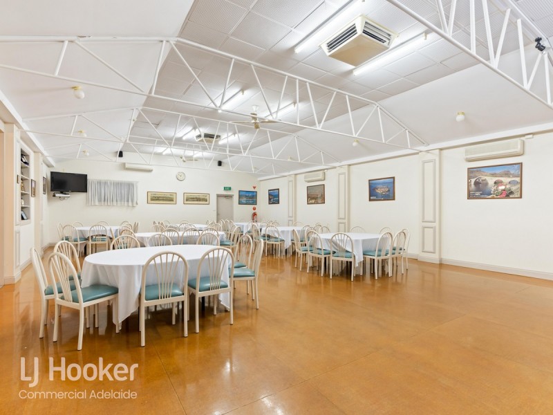 8 Centre Parade, Enfield SA 5085