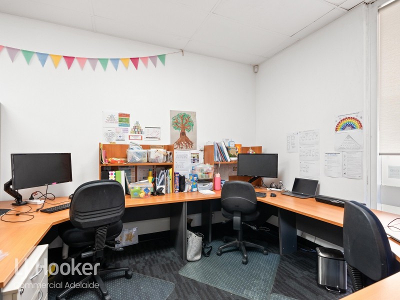 75 Beach Road, Christies Beach SA 5165