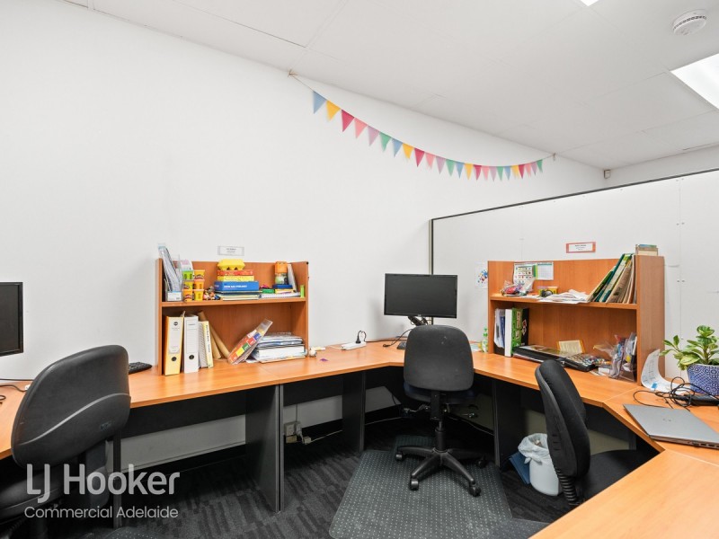 75 Beach Road, Christies Beach SA 5165