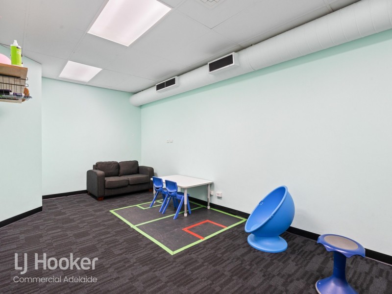 75 Beach Road, Christies Beach SA 5165