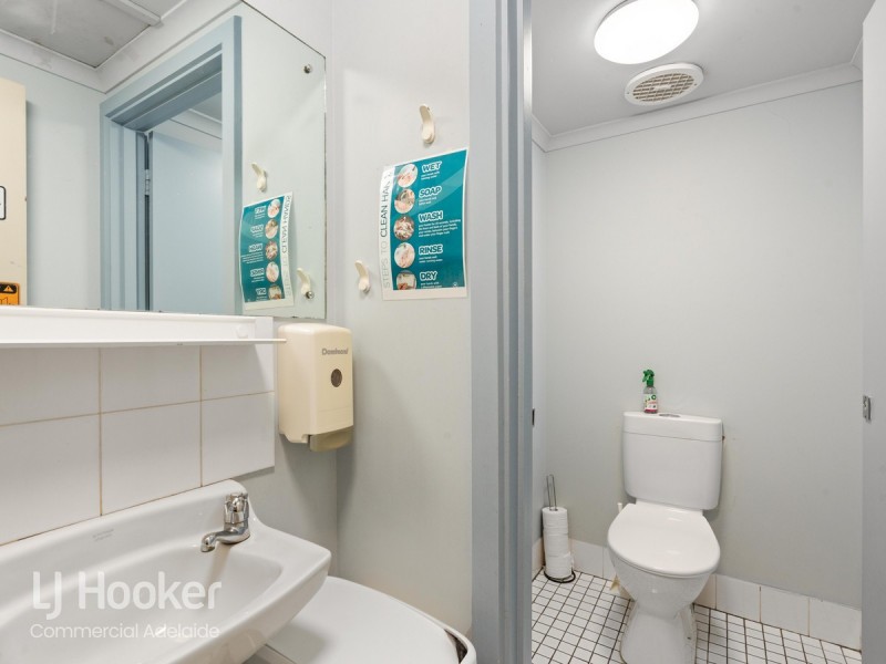 75 Beach Road, Christies Beach SA 5165