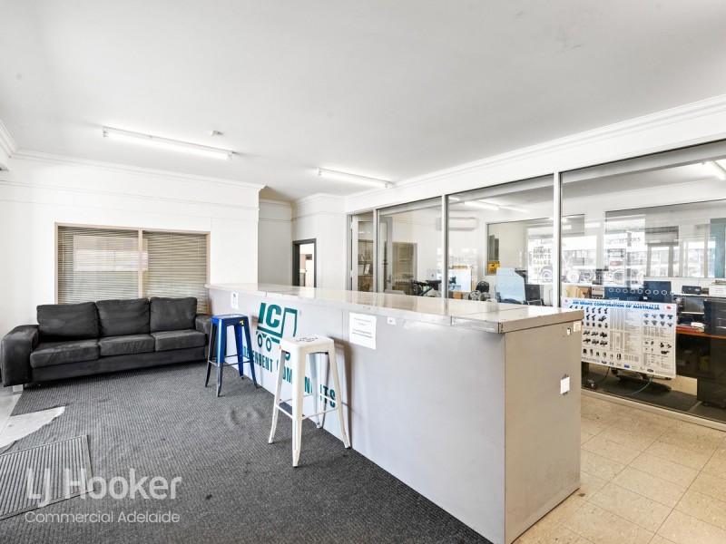 10 Henschke Street, Dry Creek SA 5094