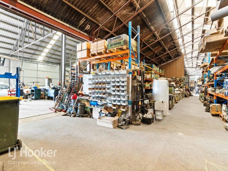 10 Henschke Street, Dry Creek SA 5094