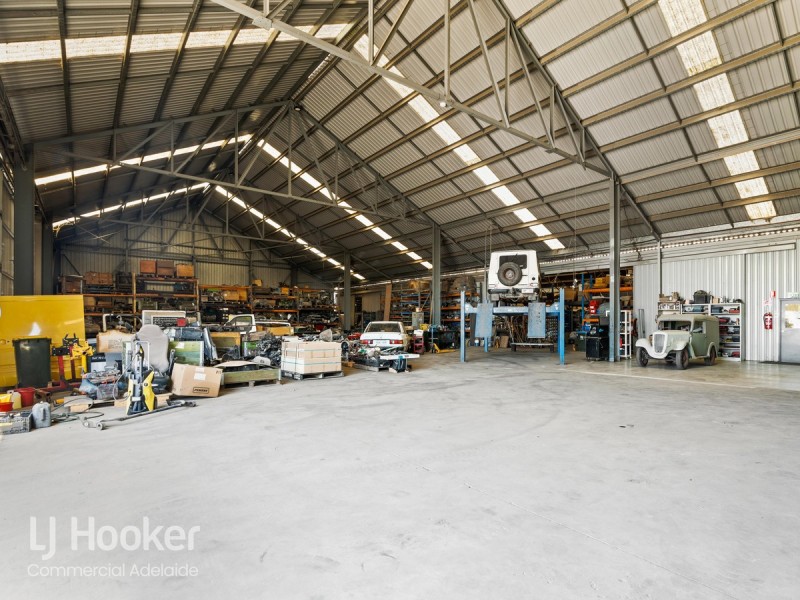 10 Henschke Street, Dry Creek SA 5094