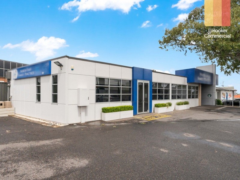 4 Valiant Road, Holden Hill SA 5088