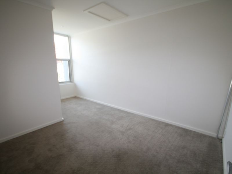 10 Goodall Parade, Mawson Lakes SA 5095
