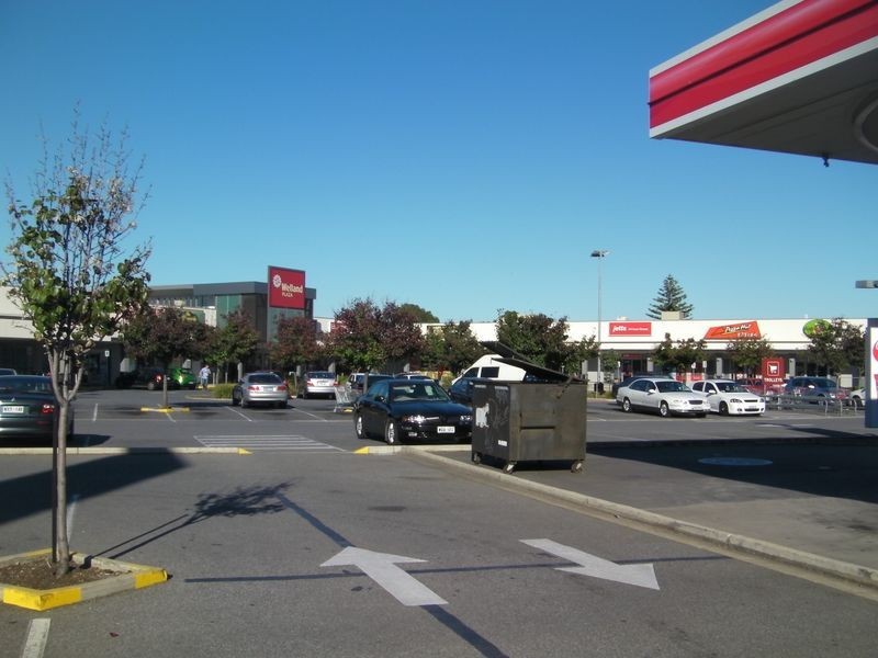 522 Port Road, Welland SA 5007