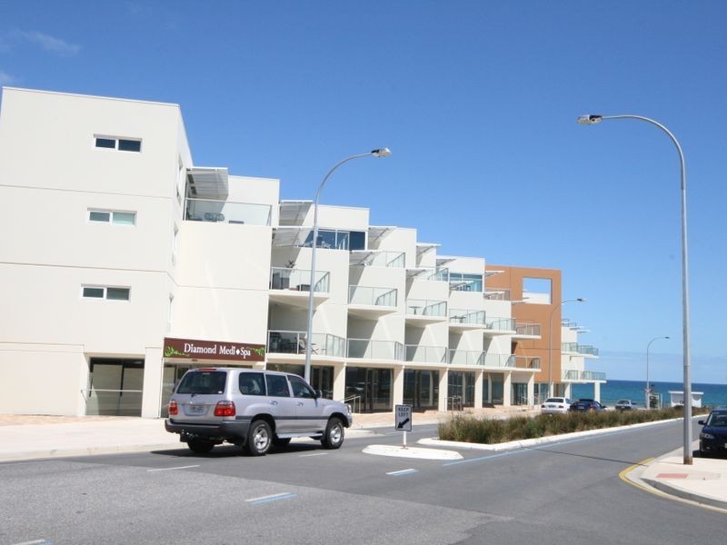 T10 T11/50 Esplanade, Christies Beach SA 5165