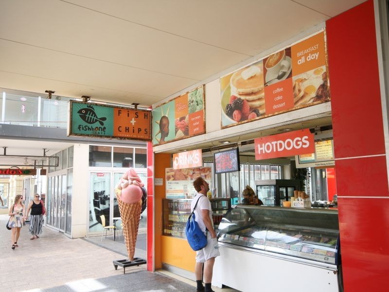 9 Moseley Square, Glenelg SA 5045