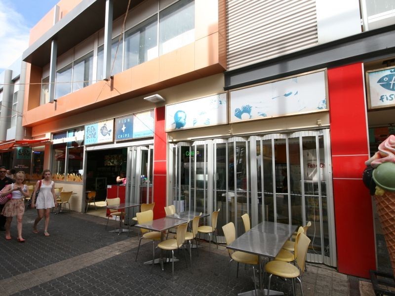 9 Moseley Square, Glenelg SA 5045