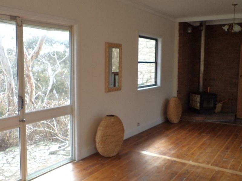 Vista Parade, Leura NSW 2780