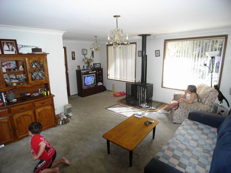 187 Blaxland Rd, Wentworth Falls NSW 2782