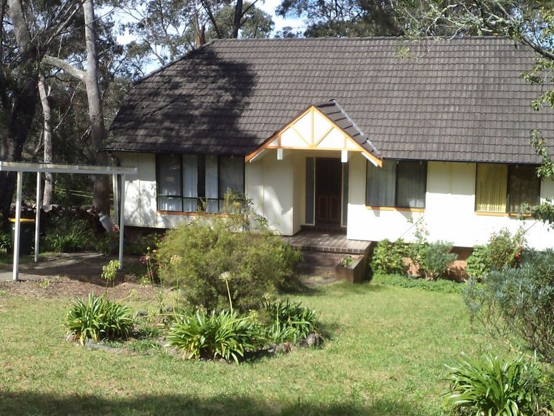 11 Lawrence, Blackheath NSW 2785