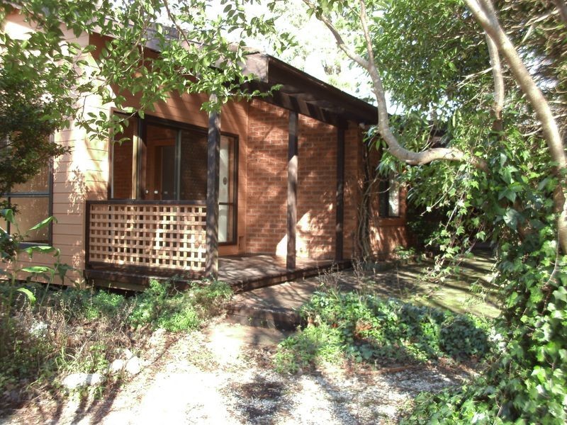 43 Stuarts Ave, Katoomba NSW 2780