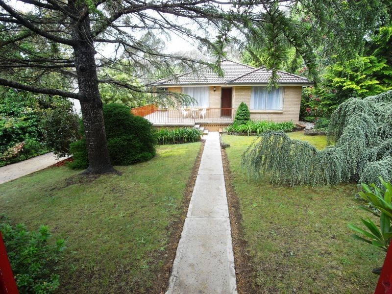 12 Farnells Road, Katoomba NSW 2780