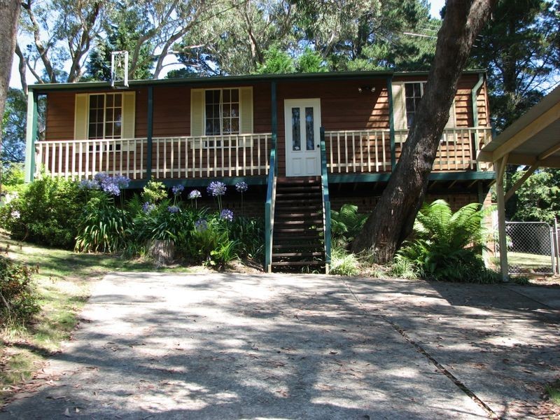 68 Sixth Ave, Katoomba NSW 2780