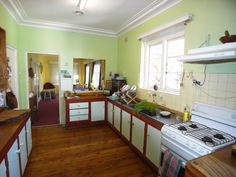 270 Bathurst Rd, Katoomba NSW 2780