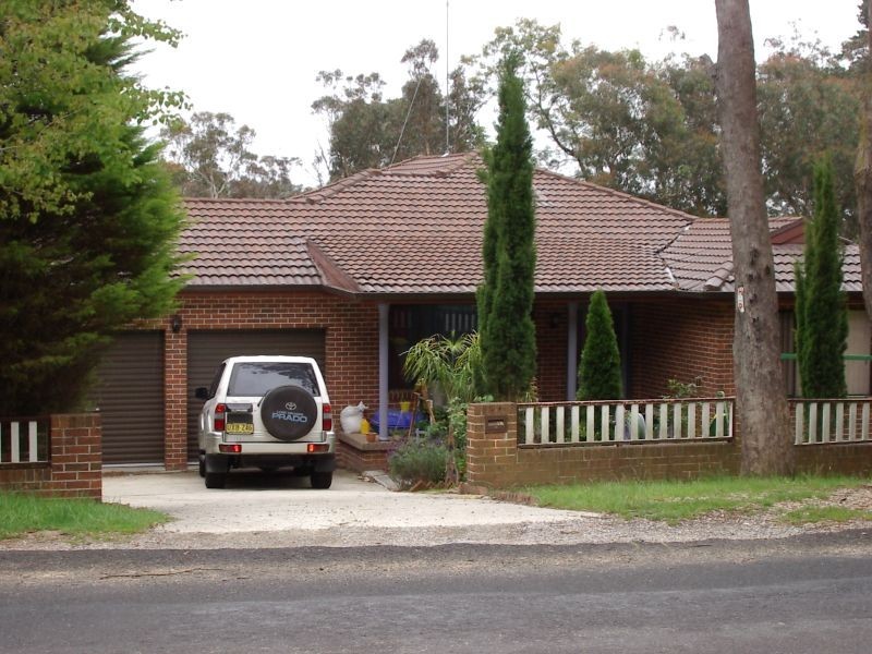 18 Sixth Ave, Katoomba NSW 2780