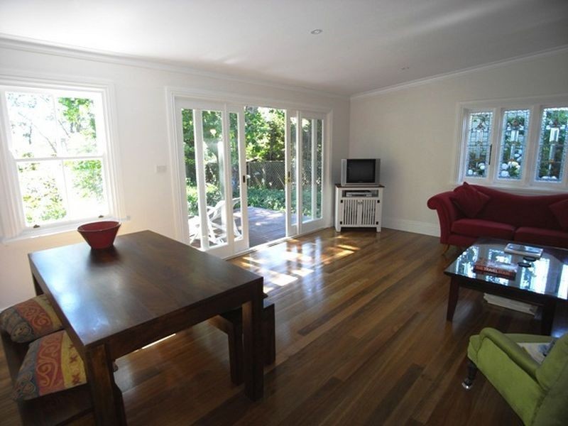 63 Valley Road, Wentworth Falls NSW 2782