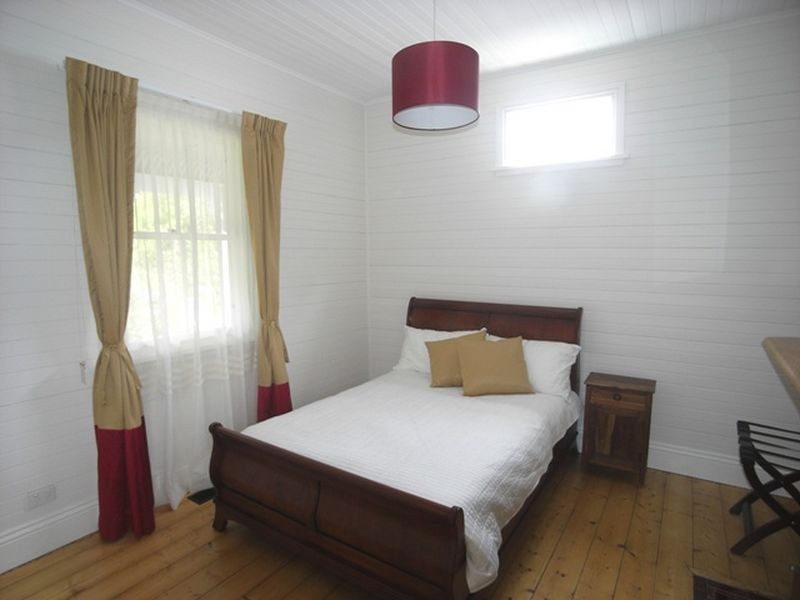 63 Valley Road, Wentworth Falls NSW 2782