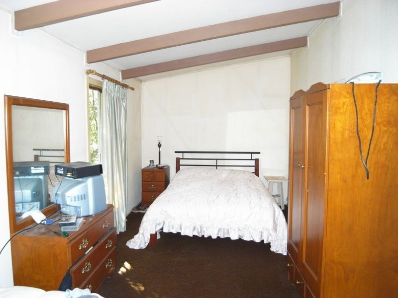 25 Farnells Rd, Katoomba NSW 2780