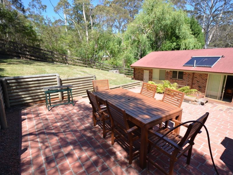 9 Marmion Road, Leura NSW 2780