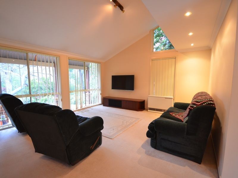 9 Marmion Road, Leura NSW 2780