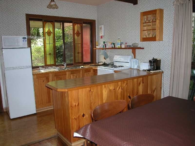 11 Miles Ave, Katoomba NSW 2780