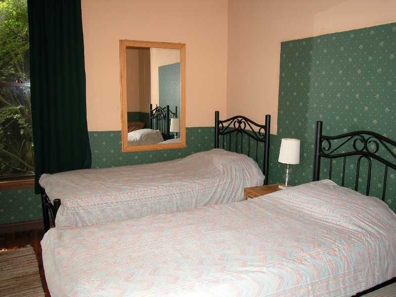 11 Miles Ave, Katoomba NSW 2780