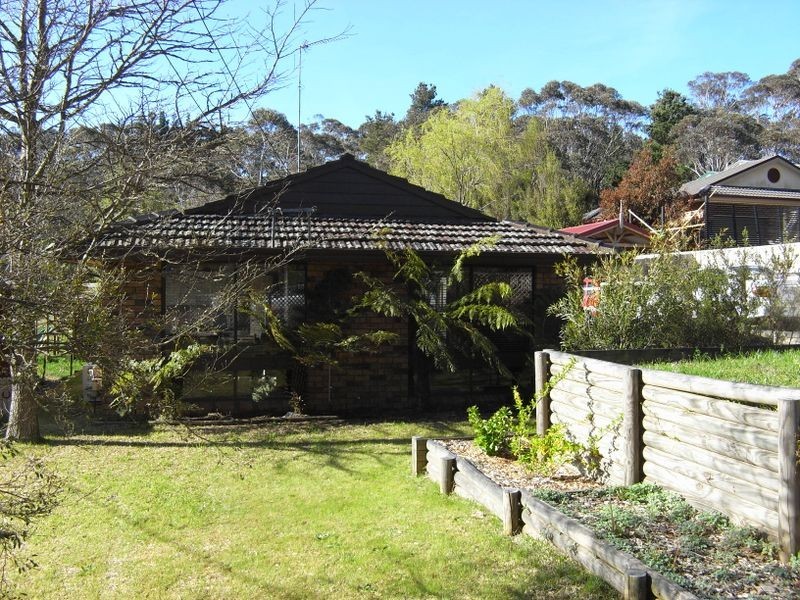352 Cliff Drive, Katoomba NSW 2780