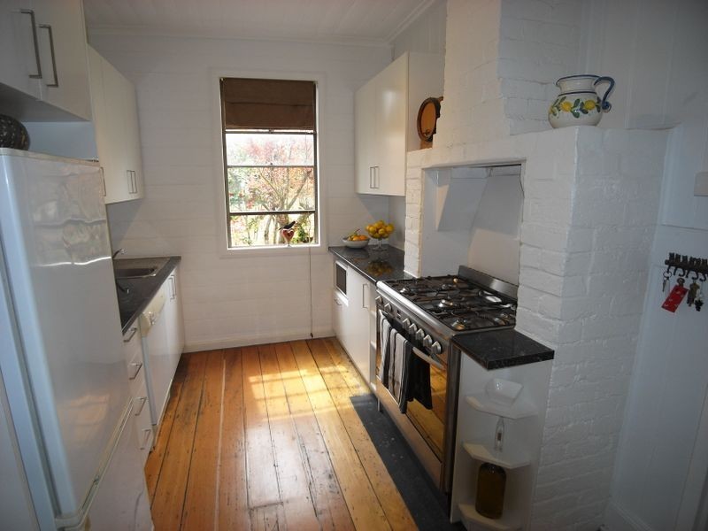 5 Neale Street, Katoomba NSW 2780