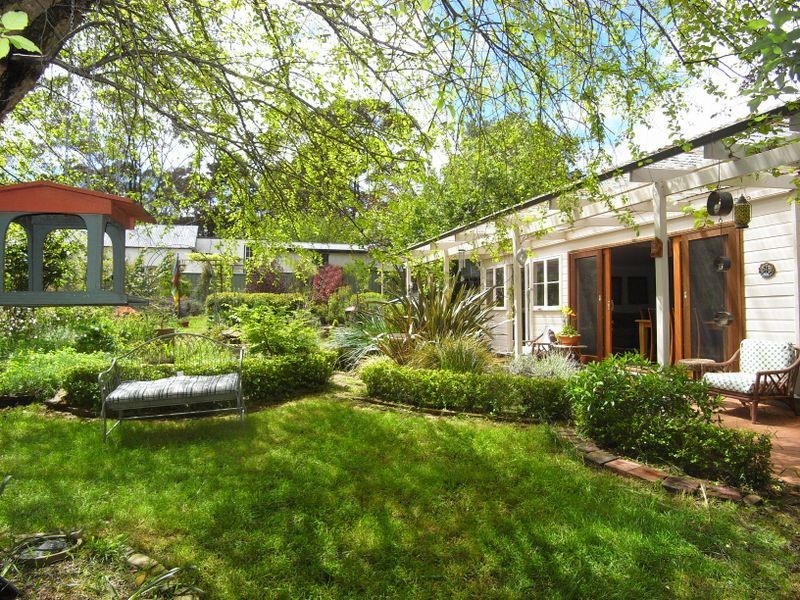 65 Albion St, Katoomba NSW 2780