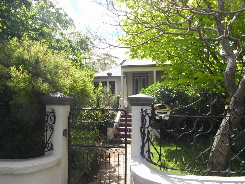 65 Albion St, Katoomba NSW 2780