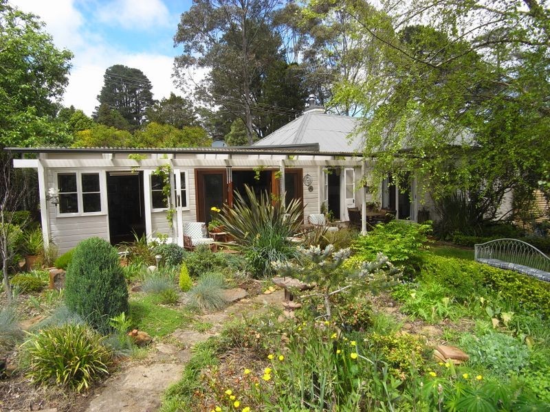 65 Albion St, Katoomba NSW 2780