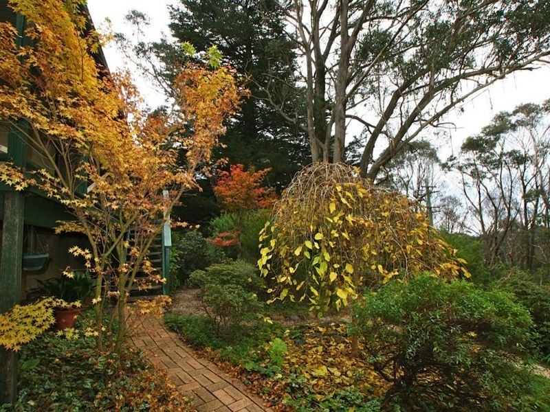 8 Princes Rd, Leura NSW 2780