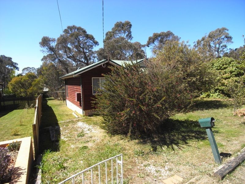 23 Hill Street, Wentworth Falls NSW 2782