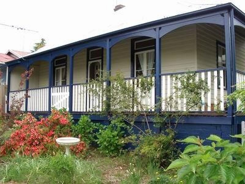 11 Emily Street, Katoomba NSW 2780