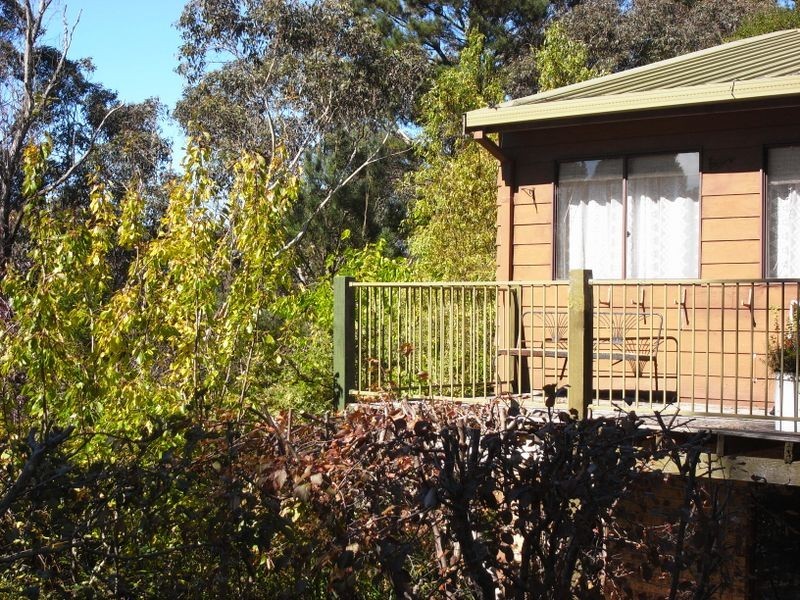 16 Farnells Road, Katoomba NSW 2780