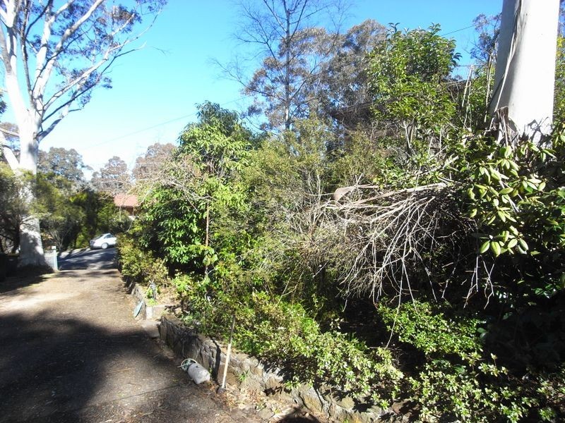 25 Farnells Rd, Katoomba NSW 2780