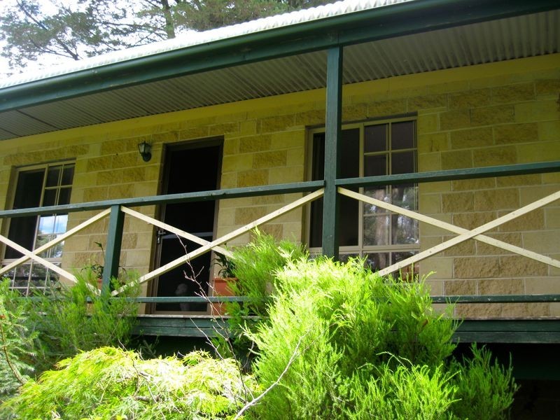 8 Princes Rd, Leura NSW 2780