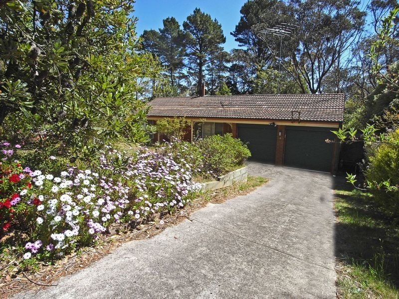 6 Seventh Avenue, Katoomba NSW 2780