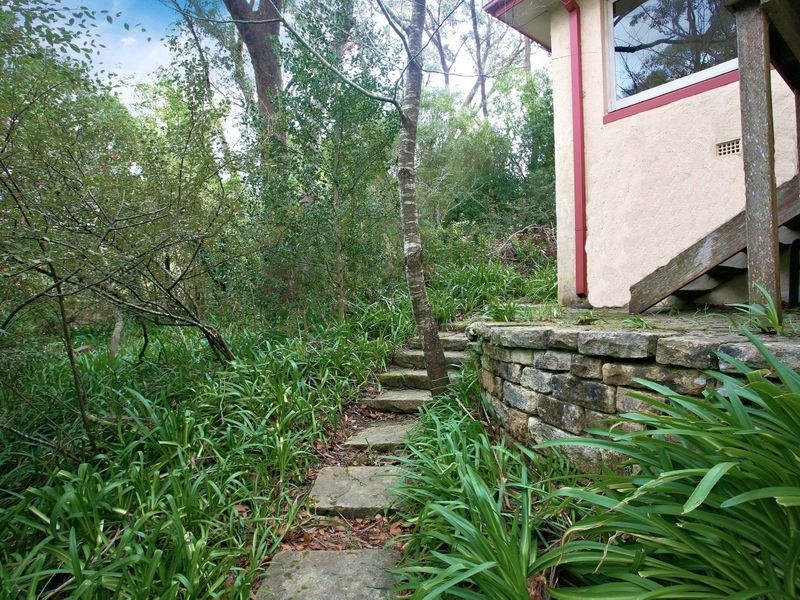 11 – 13 Lachlan Avenue, Leura NSW 2780