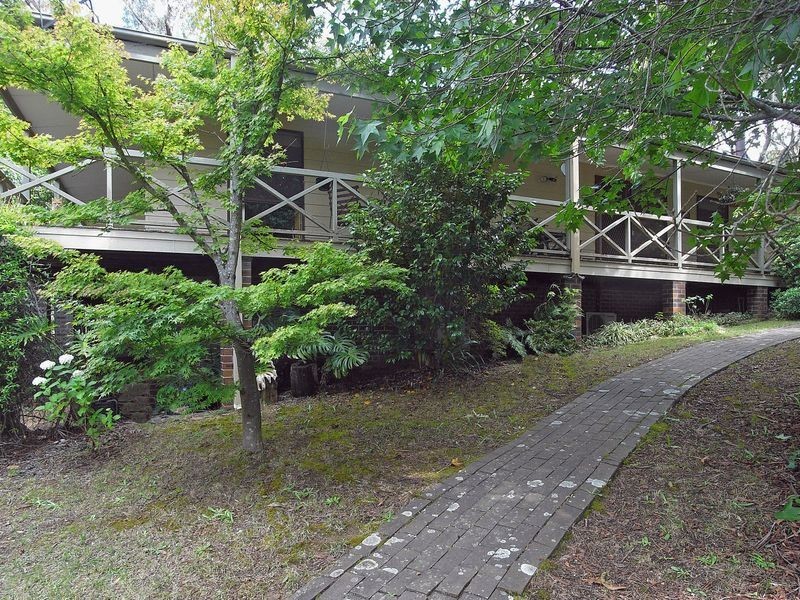 3 Wigram Street, Wentworth Falls NSW 2782